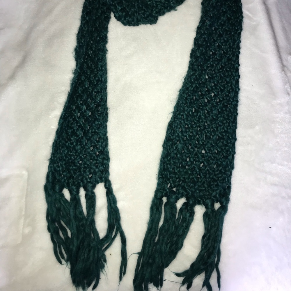 blue scarf